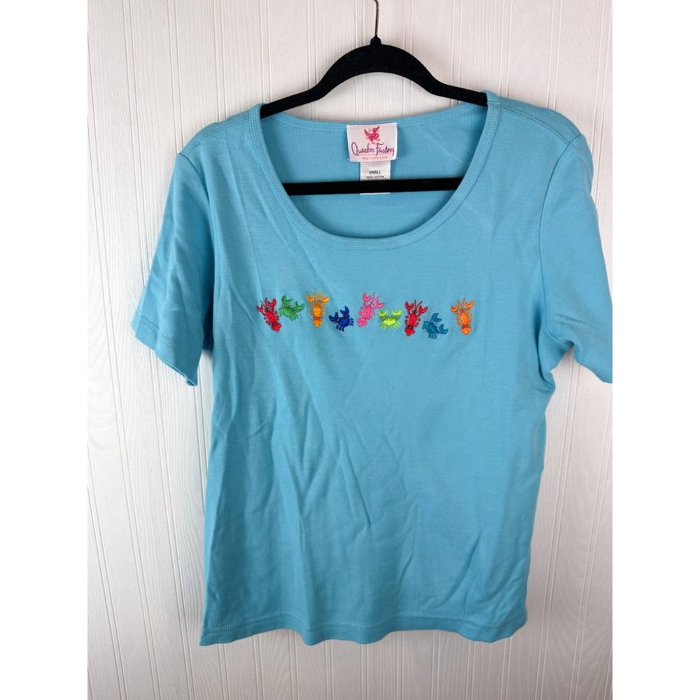 Quacker Factory Blue Short Sleeve top Embroidered colorful lobsters size small 1